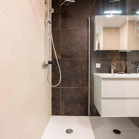 Wonderful New With Unbelievable Views Διαμέρισμα *